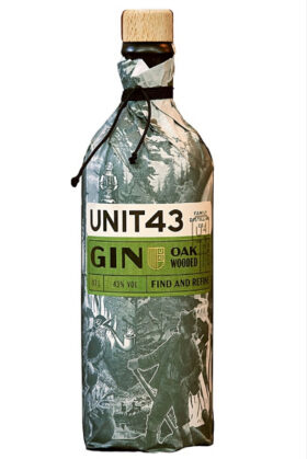 Unit 43 Oak Wooded Gin